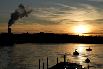 Red states slam EPA bid to rework smog-control plan